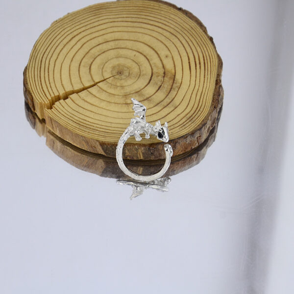 oly-b521208f423ce1f148f94eaced840291 Wholesale Vintage Flying Dragon Open Adjustable Ring Zinc Alloy Funny Cute Fashion Jewelry Accessory Gift Boutique Resale