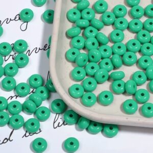 04-Green / The size is about 8mm, and the aperture is about 1.8 (100 pcs/pack)