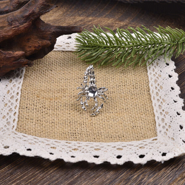 Wholesale Trendy Ring In Antique Silver Finish Zinc Alloy Unisex Jewelry Accessory For Boutique Resale