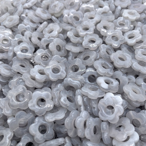 oly-b8865b14469cb62445692535a2389f5a Wholesale Retro Gradient 5-Petal Flower Acrylic Loose Beads DIY Earring & Hair Accessory Craft Supply for Boutique Resale