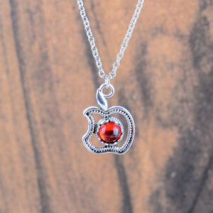 oly-b92ad0ca6ec483be233ec6159d55b3b4 Wholesale Retro Shaped Pendant Necklace With Red Stone Antique Silver Finish Fashion Jewelry Boutique Resale Gift