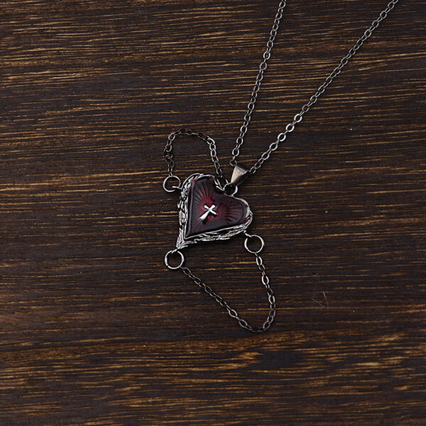 oly-b964a7e35e06bf1bf52b252351a51d34 Wholesale Gothic Dark Style Winged Heart Cross Necklace Gun Black Zinc Alloy Fashion Accessory