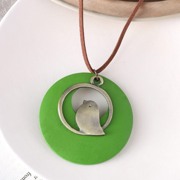 oly-b9ea42e2153ea5e399dc1e17677e245a Wholesale Retro Ethnic Bird Pendant Long Necklace Zinc Alloy Electroplated Chain Trendy Fashion Accessory