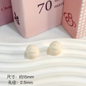 12-off-white / See pictures for dimensions (sold by the piece)