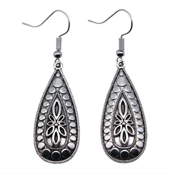 oly-bba7443f905698fa5fa83c1a4f74b376 Wholesale Chinese Retro Carved Water Drop Zinc Alloy Earrings Necklace Set Ancient Silver For Everyday Wear