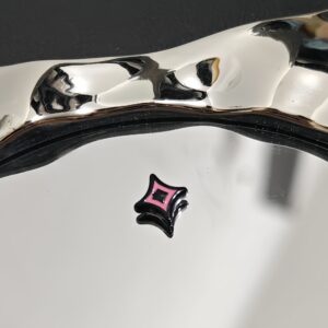 06-black / Size is about 10mm, hole diameter is about 2mm