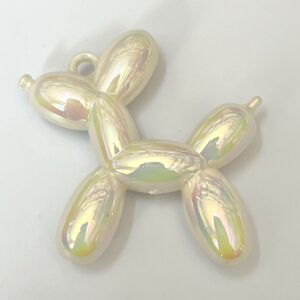 12# dazzling rice white / The size is about 45*46mm, the thickness is about 13mm, and the aperture is about 3.5mm (sold by unit)