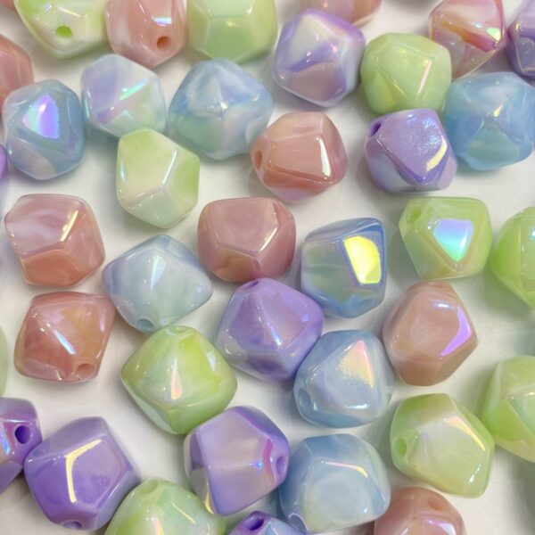 Wholesale UV Plated Acrylic Loose Beads Fig Meteorite Irregular Diamond Shape for DIY Phone Charm Car Hanging Craft