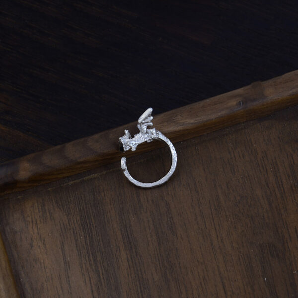 oly-c122e0c2a54ffbb9b7cbd59e794c6835 Wholesale Vintage Flying Dragon Open Adjustable Ring Zinc Alloy Funny Cute Fashion Jewelry Accessory Gift Boutique Resale