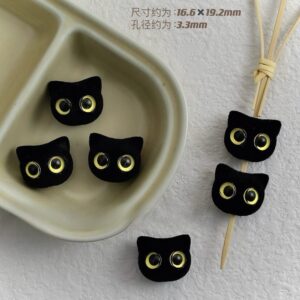03-Black yellow eyes / See picture for size (sold by piece)