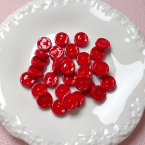 02-red / Size is about 19mm, hole diameter is about 2.5mm