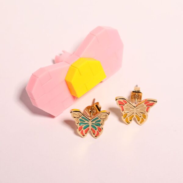 oly-c4035319deb5599c640b390d70315dee Wholesale Retro Green Butterfly Artistic Gradient Pendant Earrings For Party Wear Fashion Accessory