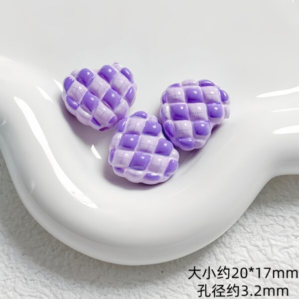 Wholesale Plaid Pattern Acrylic Heart Beads Baked Enamel Finish Loose Beads for DIY Phone Strap Jewelry Making