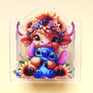 B699-highland cow and stitch pen holder