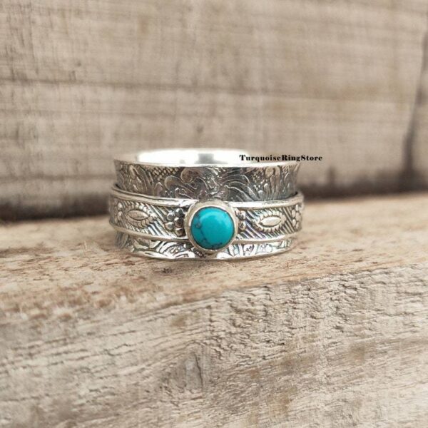 Wholesale Antique Finish Silver Tone Alloy Bohemian Vintage Embossed Turquoise Ring For Men And Women