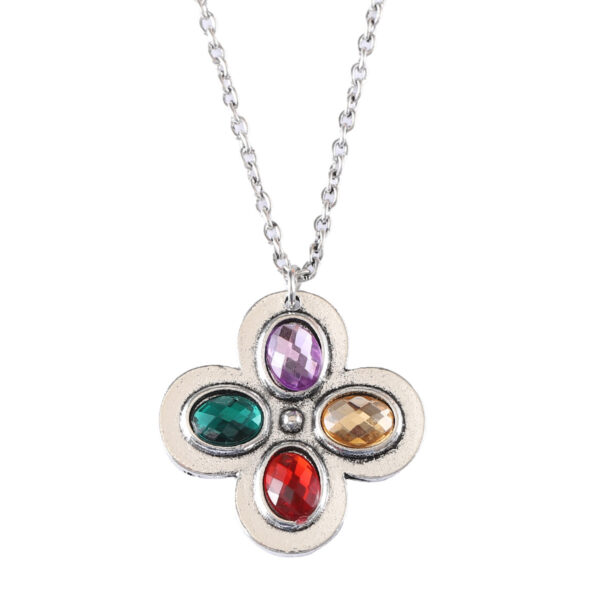 oly-c59a53d8fb715ab6773b53950178b486 Wholesale Retro Ethnic Lucky Clover Pendant Necklace Zinc Alloy Ancient Silver Finish Colorful Zircon Jewelry Fashion Accessory For Boutique Resale