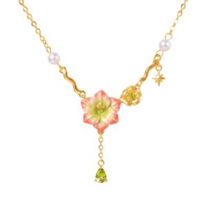 August Flower Necklace