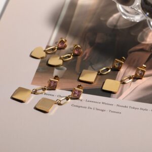 oly-c6d453a9ee574d0298b63fd257a266c9 Wholesale French Style Light Luxury Stainless Steel Electroplated Heart Shaped Pink Diamond Earrings Women S Fashion Accessory For Boutique Resale