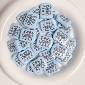 02-light blue / Size is about 19 * 23mm, aperture is about 2mm