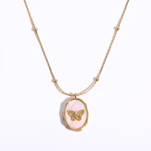 Butterfly shell closure necklace