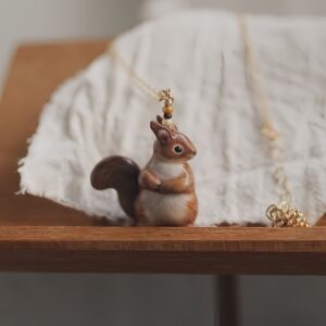 Standing squirrel necklace