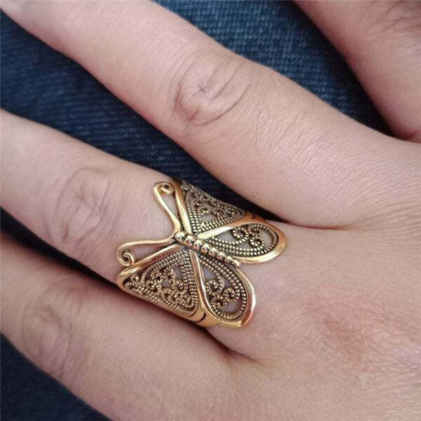 oly-cb898b1b4c9319c9a8bcd2e0af490510 Wholesale Zinc Alloy Vintage Butterfly Ring Adjustable Unisex Animal Ring Antique Gold Finish Jewelry Accessory For Resale