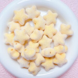 06-yellow / The size is about 23*21mm, the hole diameter is about 2.6mm (sold by piece)