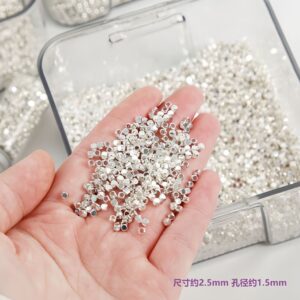 2-2.5mm square beads (50 pcs/bag) / Sold by package