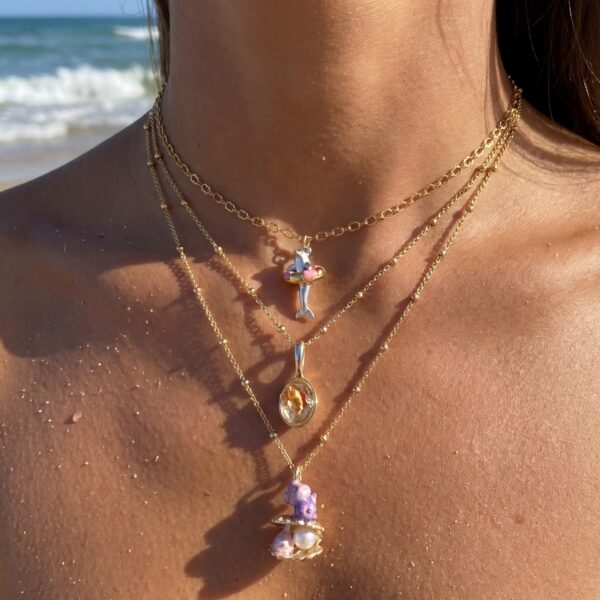 Wholesale Electroplated Copper Dolphin Pendant Necklace Whimsical Marine Design Everyday Jewelry Gift For Women