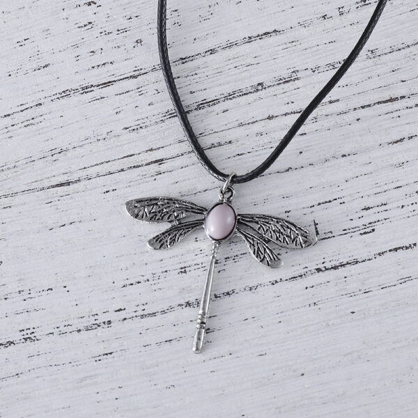 oly-d6e1ac2c029703a93b2767397bf4451e Wholesale Vintage Dragonfly Pendant Necklace With Moonstone Antique Silver Finish Stylish Jewelry Accessory