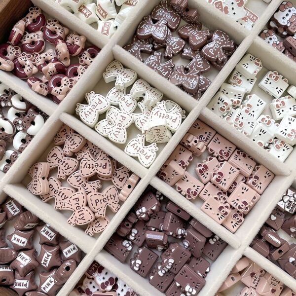 Wholesale Alloy Scattered Beads Cartoon Dog Heart Bow DIY Jewelry Making Kit for Bracelet Necklace Craft Supply