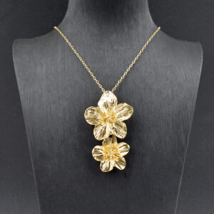 Double layer stamen necklace