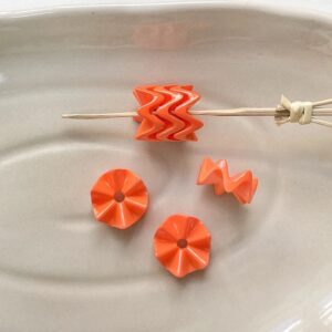 04-orange / Sold by the piece