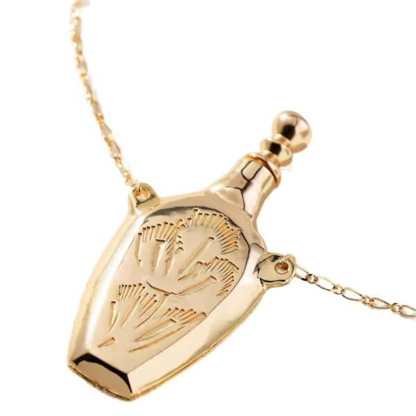 oly-dc4b2c10fad8a9be681ace5300b4fc2c Wholesale Stylish Electroplating Copper Bottle Pendant Necklace With Rotating Lid Carved Pattern Fashion Accessory For Gift Or Boutique Resale