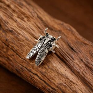 Antique silver cicada ring (single)