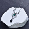 oly-ded19348785935196cda4a45ce53378a Wholesale Stylish Spider Pendant Necklace Creative Emerald Insect Design Zinc Alloy Collarbone Chain Boutique Resale