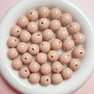 13-Khakis / The size is about 16mm