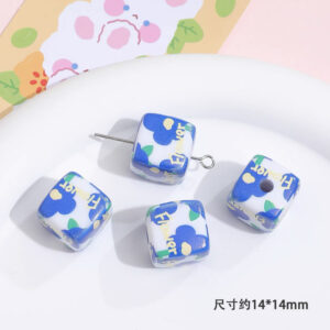 03-Blue Flowers on White / 14mm (sold per unit)