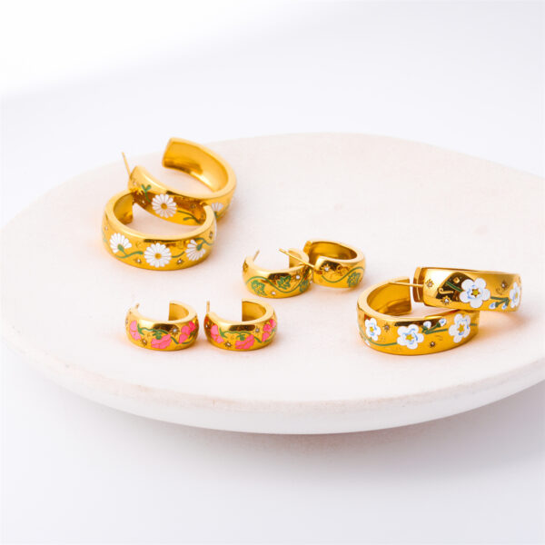 oly-e28f7de0c3f66e82f09c6a3578ffe1cd Wholesale Chic Titanium Steel Painted C Shape Hoop Earrings Fashion Accessory For Party And Boutique Resale