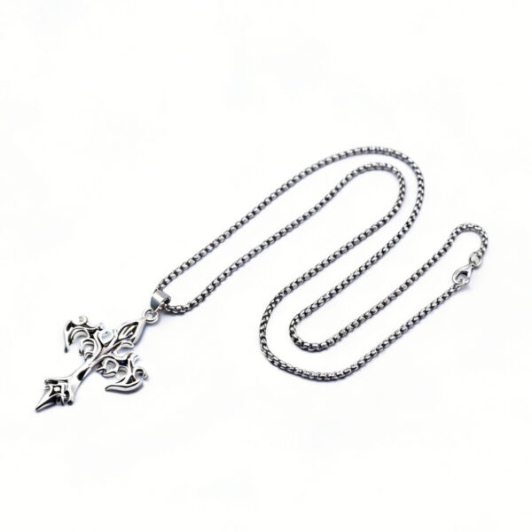 oly-e299fef106f27829f0d90083594244d9 Wholesale Punk Flame Cross Pendant Necklace For Men Antique Silver Layering Jewelry Gift