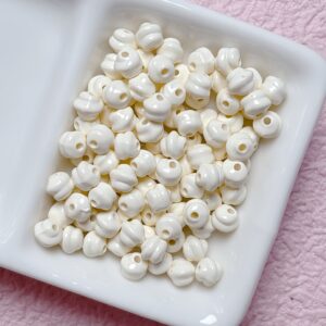 09-off-white / Size is about 5mm, hole diameter is about 1.5mm