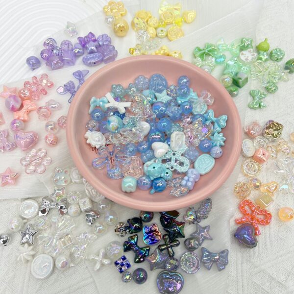 Wholesale Electroplated Acrylic Loose Beads Mixed Silver Styles DIY Jewelry Making Kit for Phone Chains and Necklaces