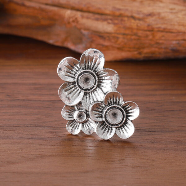 oly-e86f542a5fcbfd30da799f9040757461 Wholesale Vintage Floral Ring Zinc Alloy Unisex Jewelry Accessory