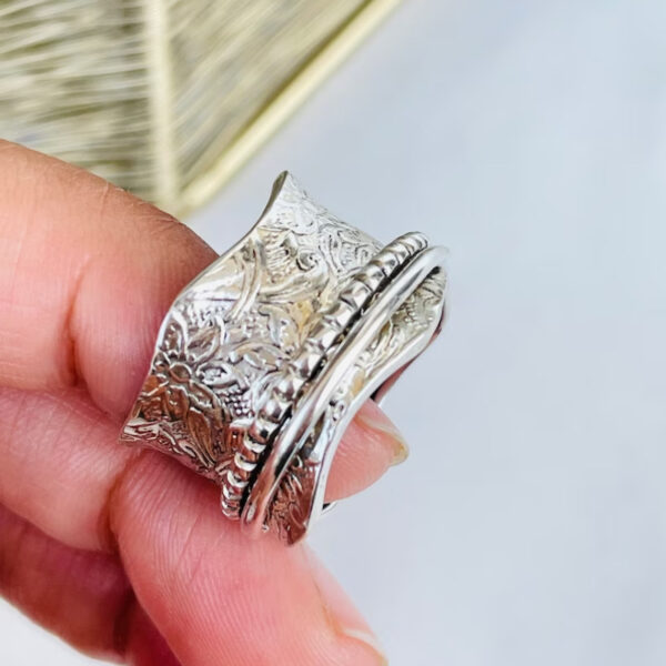 oly-e8c57e01fa2441ba2ec87d3c17a31d72 Wholesale Vintage Bohemian Carved Spinner Ring For Women Silver Tone Wide Band Fashion Jewelry Accessory