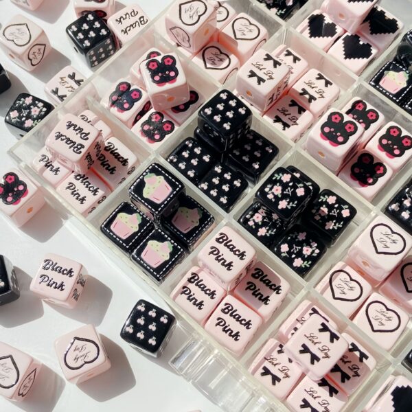 oly-e96203f3a4c172e9c8773f0e1ac588b2 Wholesale Black Pink Acrylic Square Beads for DIY Phone Charms Keychain Bag Pendant Craft Supplies