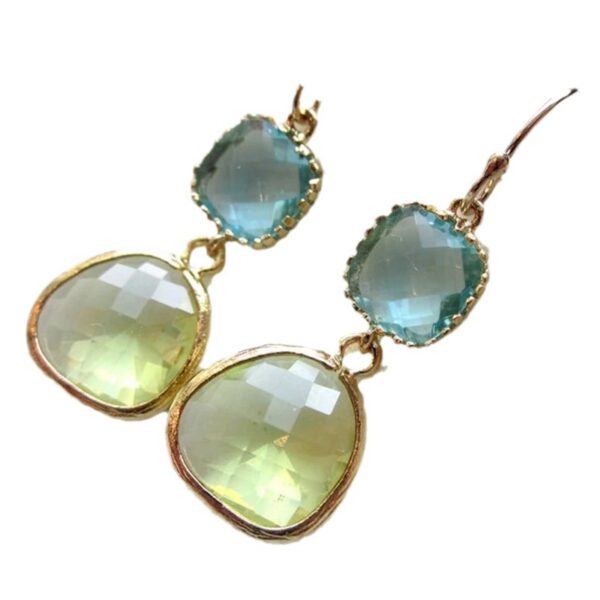 Wholesale Retro Irregular Blue Green Resin Zinc Alloy Earrings Trendy Fashion Accessory For Gift And Boutique Resale
