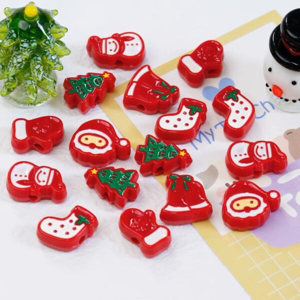 Wholesale Christmas Santa Claus Acrylic Dripping Oil Loose Beads for DIY Bracelet Necklace Phone Chain Jewelry Making Gift