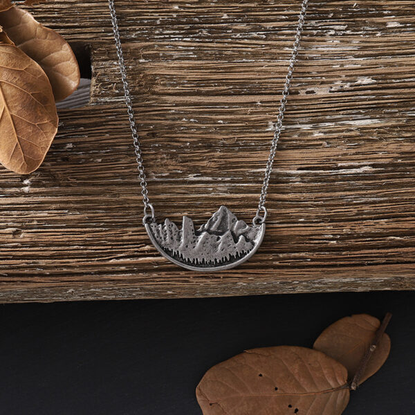 oly-edd48424c1e70920f5c04ec39558782e Wholesale Irregular Mountain Pendant Necklace Antique Silver Geometric Semi Circle Jewelry Gift