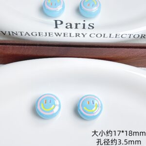 12-lake blue round smiley face / Sold by the piece