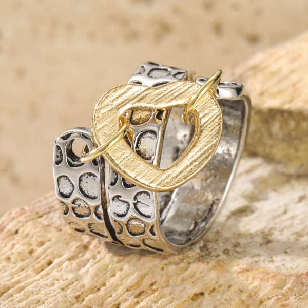 Wholesale Retro Silver Heart Shape Ring Women S Alloy Jewelry Casual Party Gift Fashion Accessory
